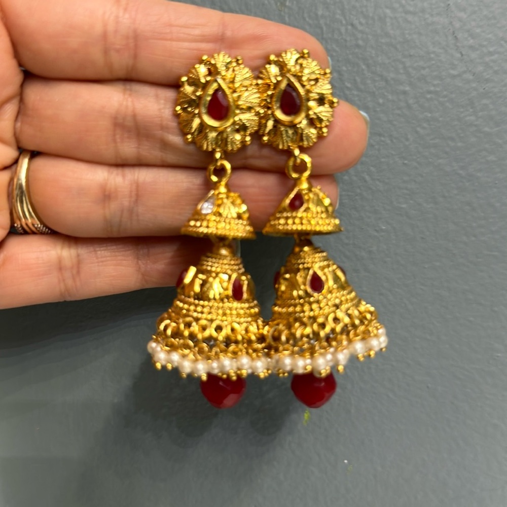 Golden Jhumki